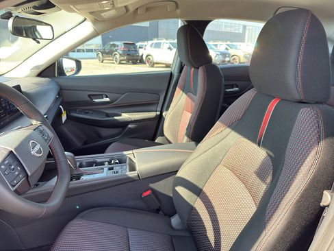 New 2026 Nissan Sentra SR image 26