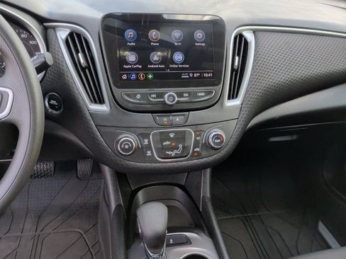 Used 2022 Chevrolet Malibu LS FWD image 22
