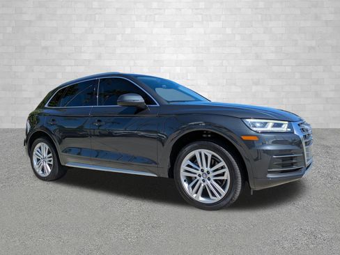 Used 2020 Audi Q5 2.0T Premium Plus w/ Premium Plus Package image 1