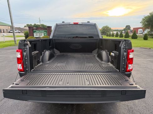 Used 2022 Ford F150 XL RWD image 6