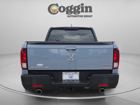 Used 2023 Honda Ridgeline Sport image 4