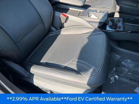 Used 2025 Ford Mustang Mach-E Premium AWD/4WD image 35