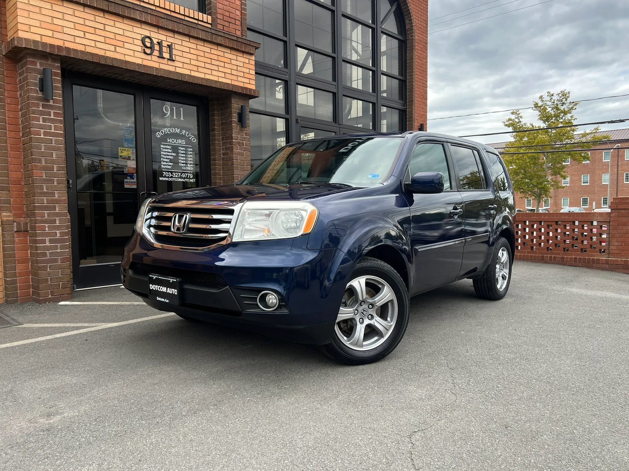 Used 2014 Honda Pilot EX image 2