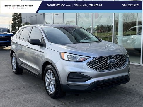Used 2024 Ford Edge SE image 1