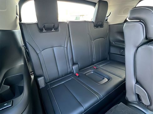 Certified 2026 INFINITI QX60 Luxe w/ Cargo Package image 29