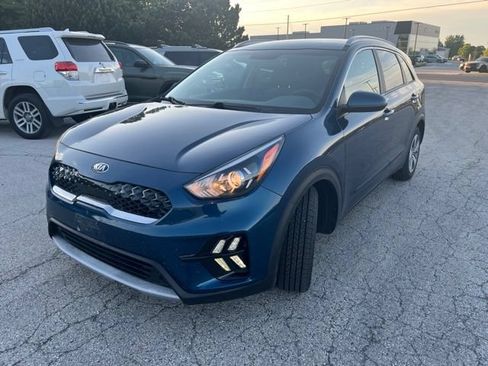 Used 2020 Kia Niro LX FWD image 4