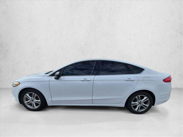Used 2018 Ford Fusion SE w/ Fusion SE Technology Package FWD image 8