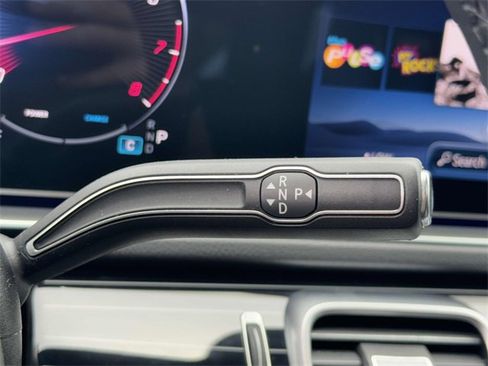 Used 2025 Mercedes-Benz GLE 580 4MATIC image 25