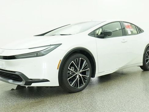 New 2026 Toyota Prius XLE FWD image 6