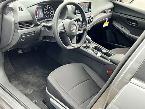New 2025 Nissan Sentra S image 11