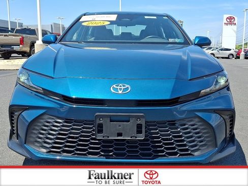 Certified 2025 Toyota Camry SE FWD image 2