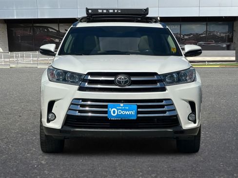 Used 2018 Toyota Highlander Limited Platinum AWD/4WD image 11