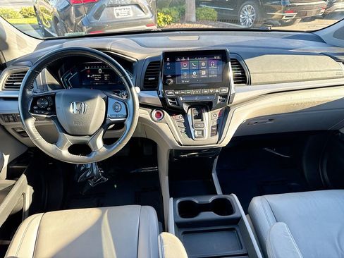 Used 2018 Honda Odyssey EX-L image 24