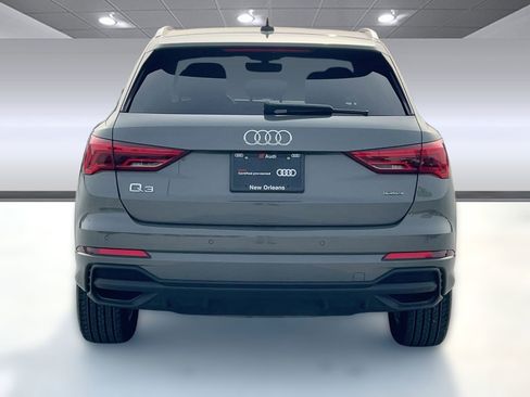 Certified 2025 Audi Q3 2.0T Premium w/ Convenience Package image 10