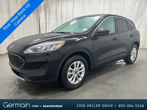 Certified 2022 Ford Escape SE w/ Cold Weather Package image 4
