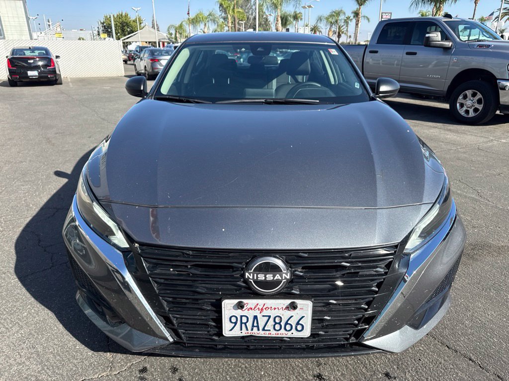 Used 2025 Nissan Altima 2.5 SV FWD image 6