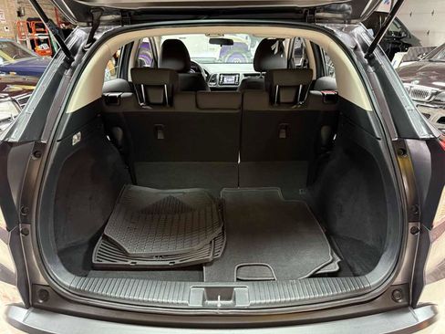 Used 2022 Honda HR-V LX image 31