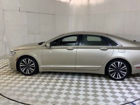 Used 2017 Lincoln MKZ Reserve w/ Climate Package AWD/4WD image 8