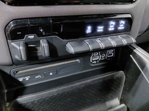 Used 2019 RAM 1500 Big Horn AWD/4WD image 36