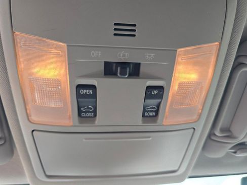 Used 2017 Toyota RAV4 XLE image 37