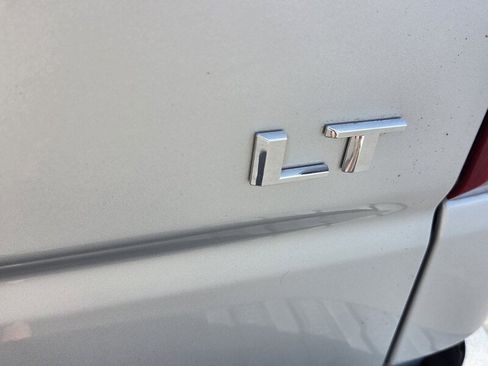 Used 2019 Chevrolet Silverado 1500 LT w/ Convenience Package image 10