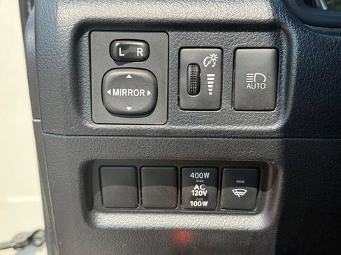 Used 2024 Toyota 4Runner TRD Off-Road Premium AWD/4WD image 9