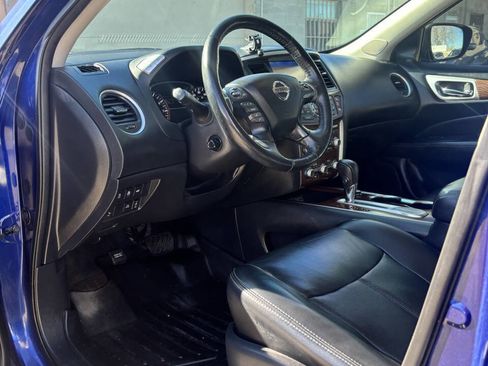 Used 2018 Nissan Pathfinder Platinum image 6