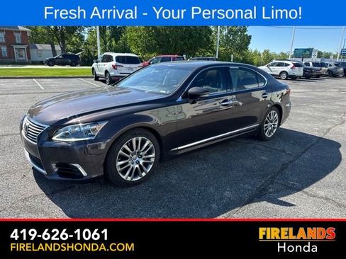 Used 2015 Lexus LS 460 L AWD/4WD image 2