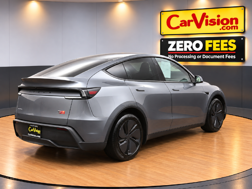 Used 2026 Tesla Model Y Long Range AWD/4WD image 3