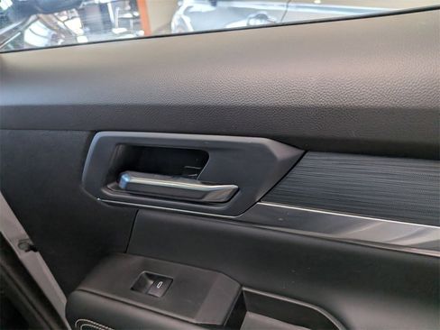 Used 2025 GMC Terrain Elevation image 26