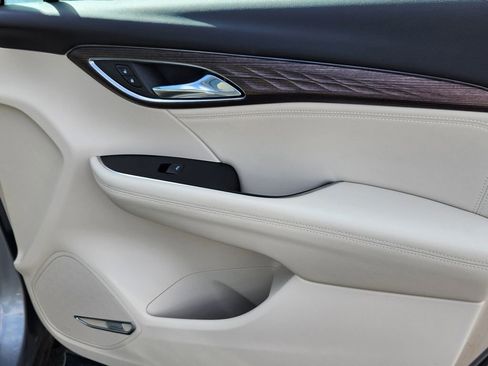 Used 2023 Buick Envision Avenir AWD/4WD image 15