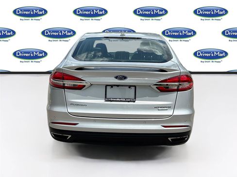 Used 2019 Ford Fusion Titanium FWD image 6