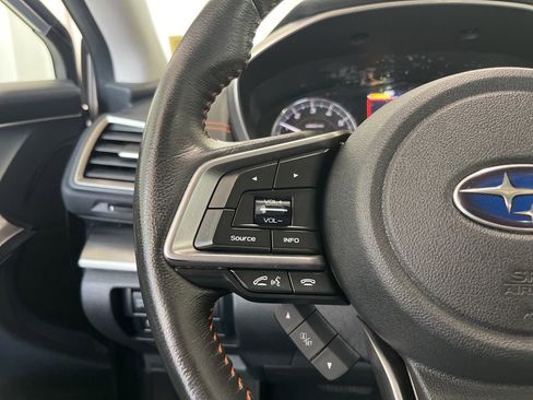 Used 2019 Subaru Crosstrek 2.0i Limited w/ Moonroof Package w/Navigation AWD/4WD image 7