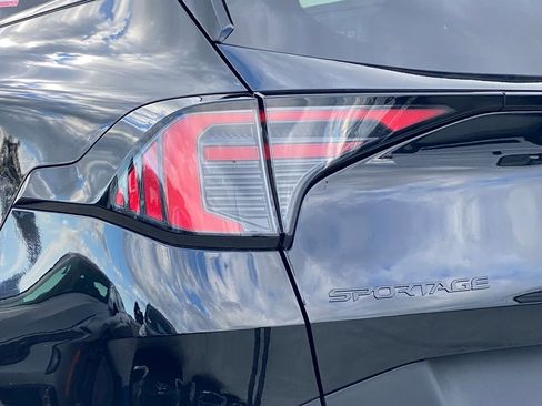 New 2026 Kia Sportage X-Line image 4