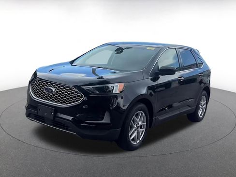 Used 2024 Ford Edge SEL image 4