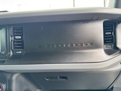 Used 2023 Ford Bronco 2-Door image 34