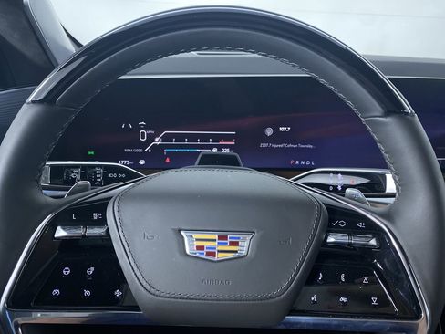 New 2025 Cadillac Escalade Sport Platinum image 3