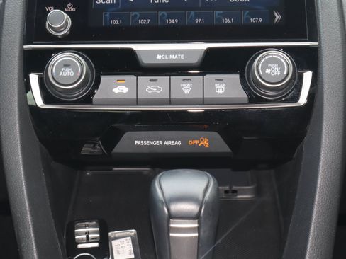Used 2021 Honda Civic Sport image 11