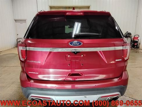 Used 2017 Ford Explorer Platinum AWD/4WD image 8