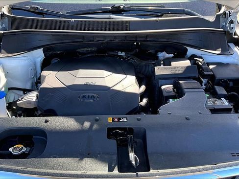 Used 2019 Kia Sorento LX image 30
