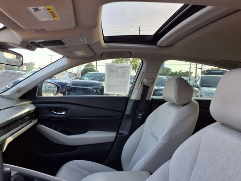 Used 2024 Honda Accord EX image 34