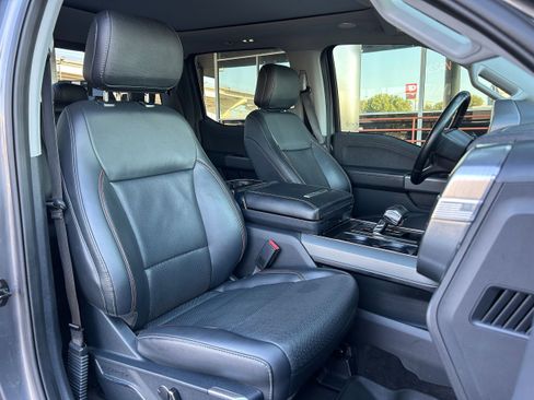 Used 2021 Ford F150 Lariat w/ Equipment Group 502A High image 26