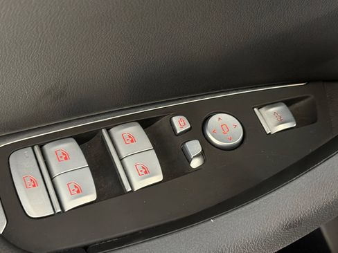 Used 2023 BMW X3 sDrive30i w/ Premium Package image 13