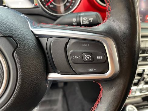 Used 2021 Jeep Gladiator Rubicon image 16