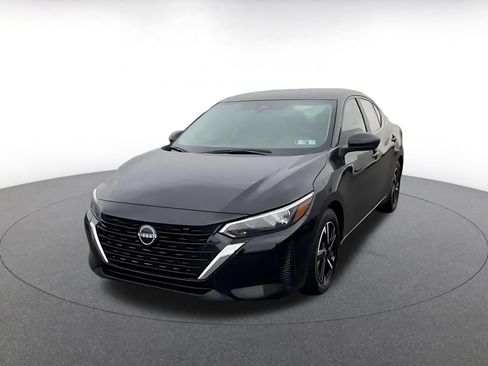 Used 2025 Nissan Sentra SV FWD image 5