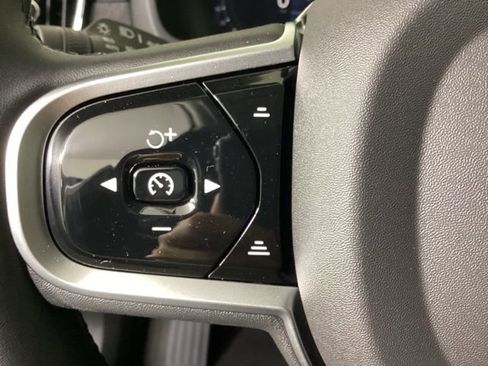 New 2026 Volvo XC90 T8 Plus w/ Protection Package Premier image 31