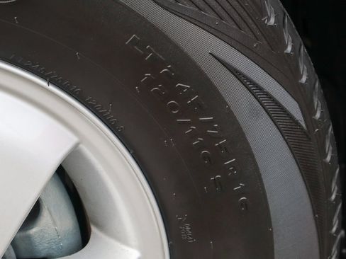 Used 2018 Mercedes-Benz Sprinter 2500 image 46