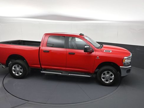 Used 2023 RAM 2500 Big Horn w/ Level 1 Equipment Group AWD/4WD image 29