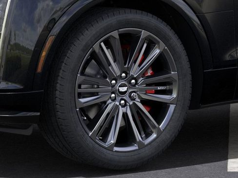 New 2026 Cadillac Lyriq V AWD/4WD image 14