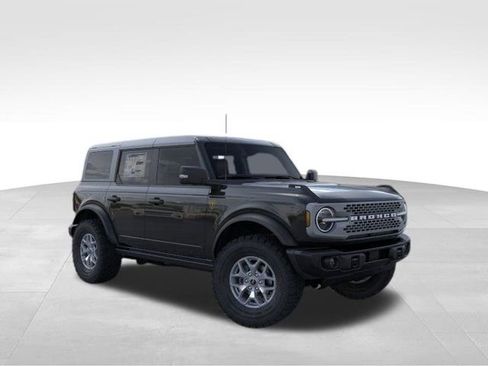 New 2025 Ford Bronco Badlands AWD/4WD image 7